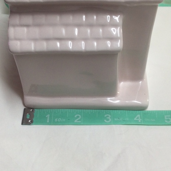 Rae Dunn Bride’s Side Birdhouse - Picture 9 of 10